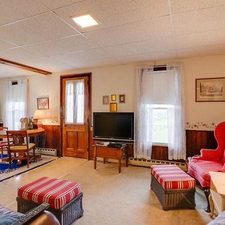 Lawrenceville Apartment With Deck Near Gaming Lands! Eksteriør billede