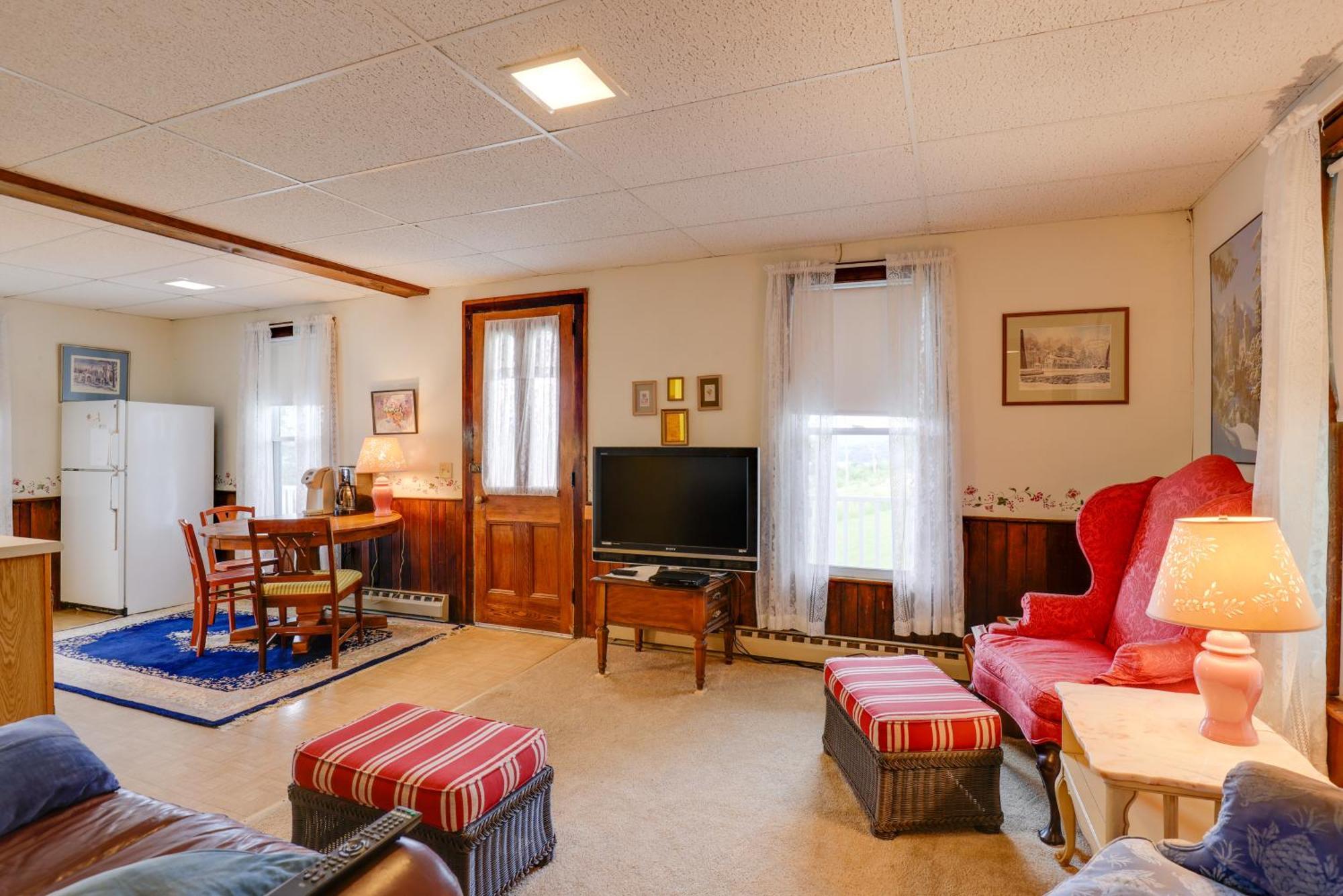 Lawrenceville Apartment With Deck Near Gaming Lands! Eksteriør billede
