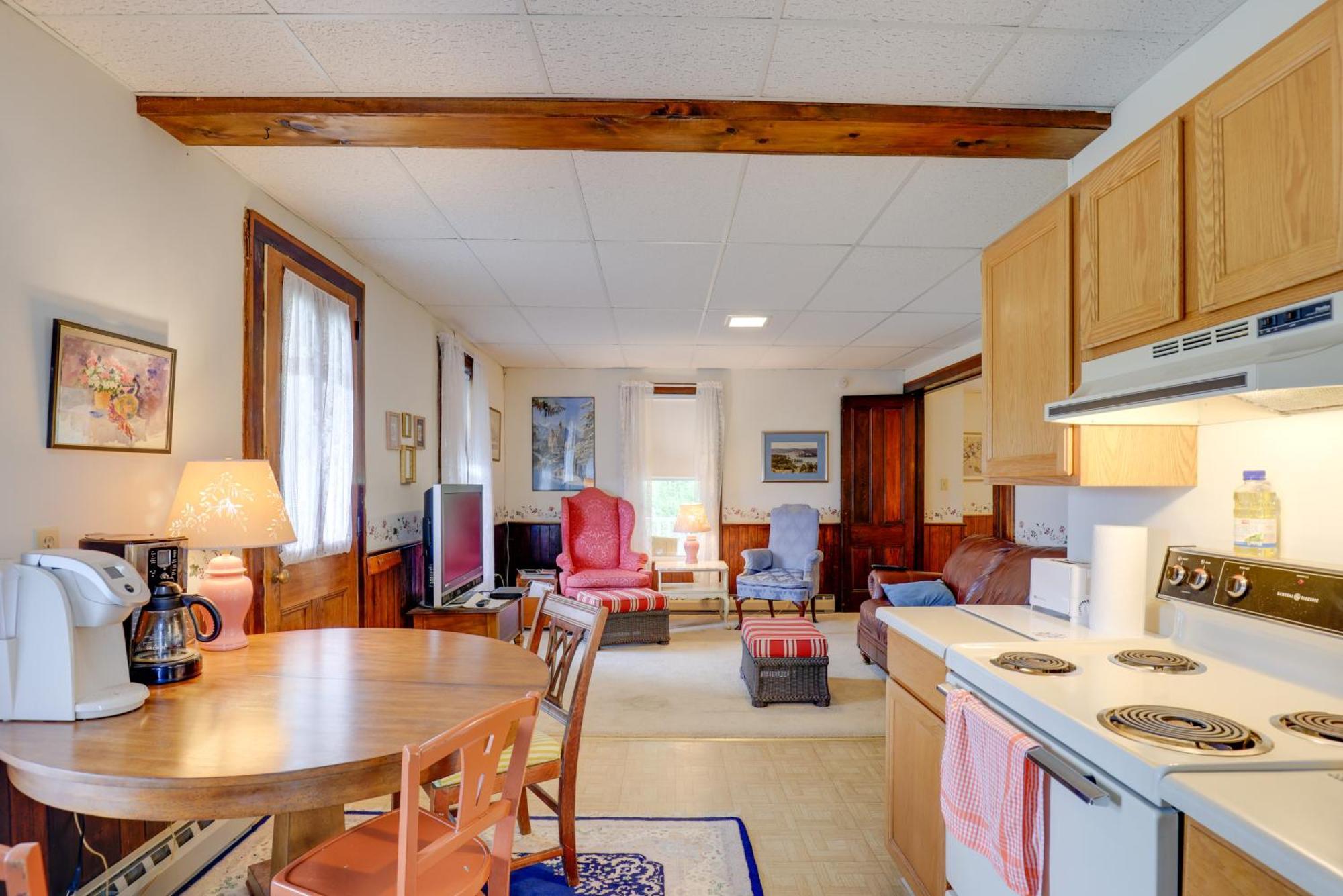 Lawrenceville Apartment With Deck Near Gaming Lands! Eksteriør billede
